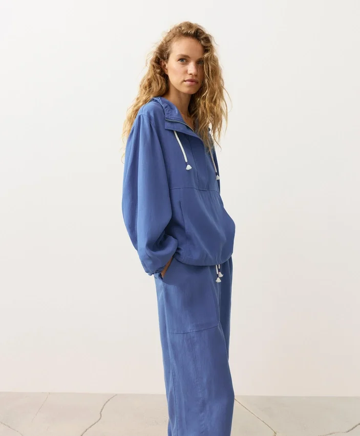 Half-Zip Sweatshirt with Front Pocket, Lyocell and 24% Linen Blend Half-Zip Sweatshirt with Front Pocket, Lyocell and 24% Linen Blend