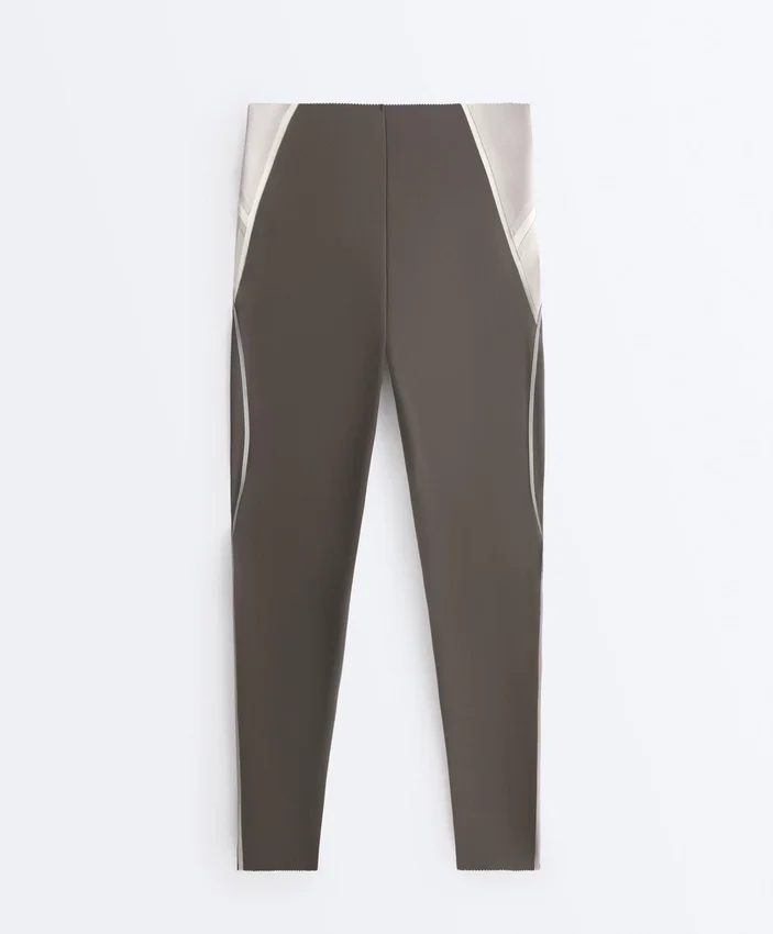 High-Rise Compressive Reflective Core Control Ankle-Length Leggings High-Rise Compressive Reflective Core Control Ankle-Length Leggings