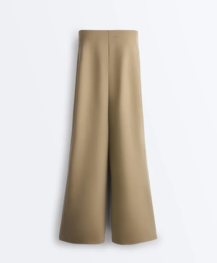 High Rise Neoprene-Effect Straight-Leg Trousers with Piping High Rise Neoprene-Effect Straight-Leg Trousers with Piping