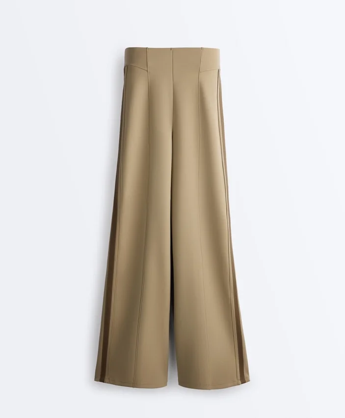 High Rise Neoprene-Effect Straight-Leg Trousers with Piping High Rise Neoprene-Effect Straight-Leg Trousers with Piping