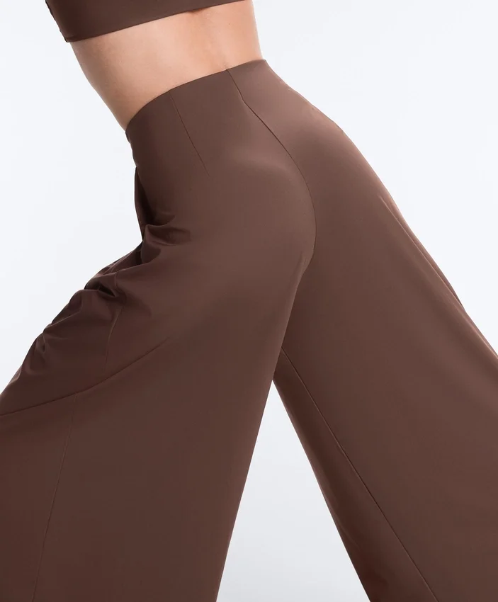 Light Touch Wide-Leg Trousers with Darts Light Touch Wide-Leg Trousers with Darts