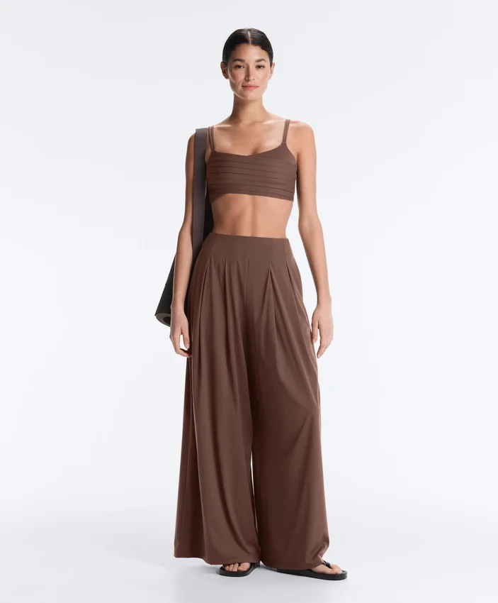 Light Touch Wide-Leg Trousers with Darts Light Touch Wide-Leg Trousers with Darts