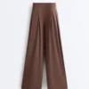 Light Touch Wide-Leg Trousers with Darts Light Touch Wide-Leg Trousers with Darts