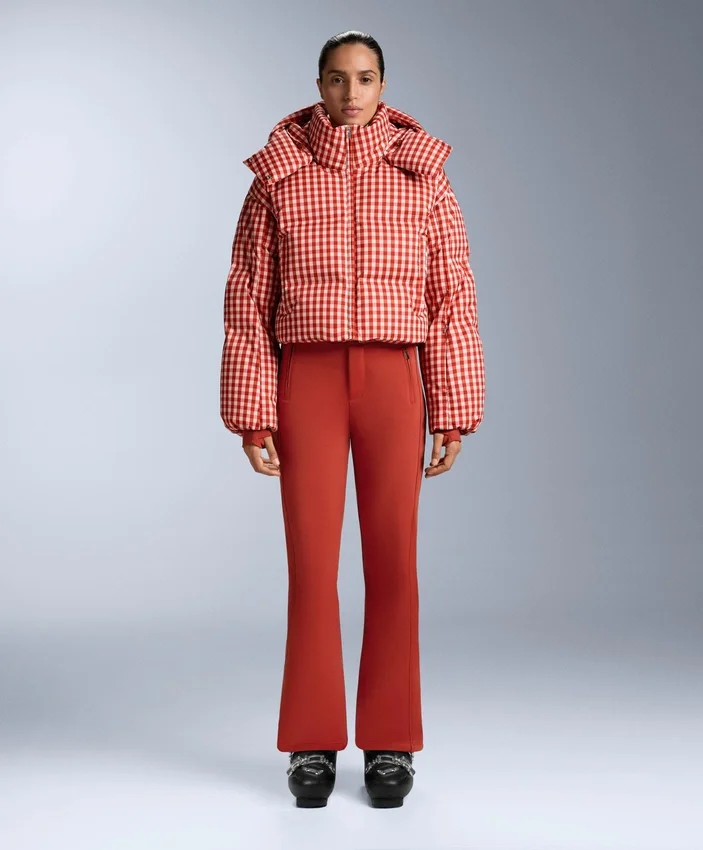 Lightweight 80% Down and 20% Minardi Piume Ski Water-Resistant Short Jacket Lightweight 80% Down and 20% Minardi Piume Ski Water-Resistant Short Jacket