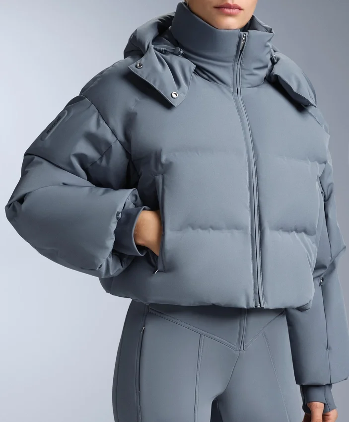 Lightweight 80% Down and 20% Minardi Piume Ski Water-Resistant Short Jacket Lightweight 80% Down and 20% Minardi Piume Ski Water-Resistant Short Jacket