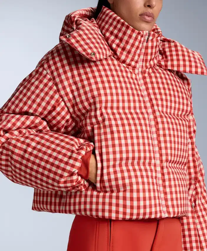Lightweight 80% Down and 20% Minardi Piume Ski Water-Resistant Short Jacket Lightweight 80% Down and 20% Minardi Piume Ski Water-Resistant Short Jacket
