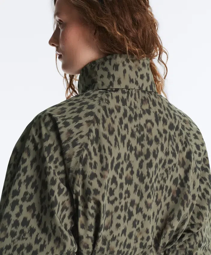 Long Extra Lightweight 10K Waterproof Jacket Long Extra Lightweight 10K Waterproof Jacket