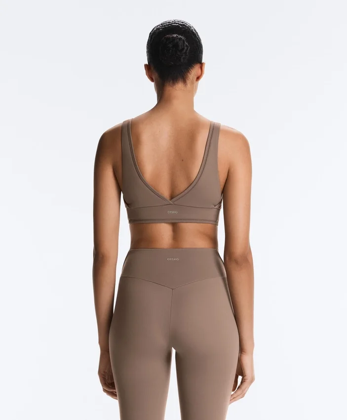 Medium-Support Comfortlux Sports Bra with Hemstitch Medium-Support Comfortlux Sports Bra with Hemstitch