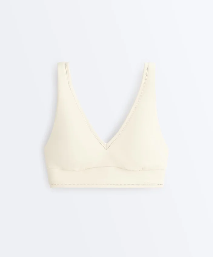 Medium-Support Comfortlux Sports Bra with Hemstitch Medium-Support Comfortlux Sports Bra with Hemstitch