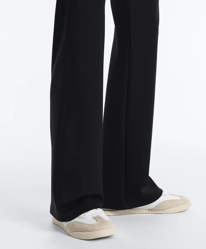 Neoprene-Effect High-Rise Flare Trousers Neoprene-Effect High-Rise Flare Trousers