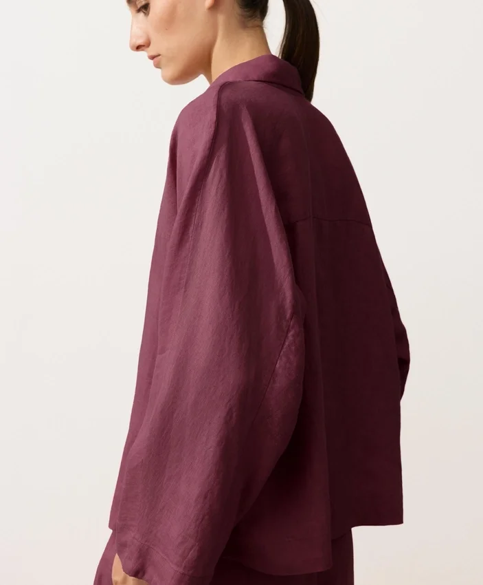 Oversize Long-Sleeve 100% Linen Polo Shirt Oversize Long-Sleeve 100% Linen Polo Shirt