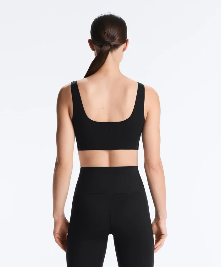 Perfect-Adapt Medium Support Sports Bra with Cups Perfect-Adapt Medium Support Sports Bra with Cups