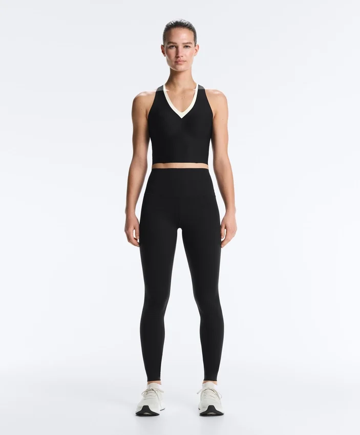 Perfect-Adapt Sleeveless Contrast Tank Top Perfect-Adapt Sleeveless Contrast Tank Top