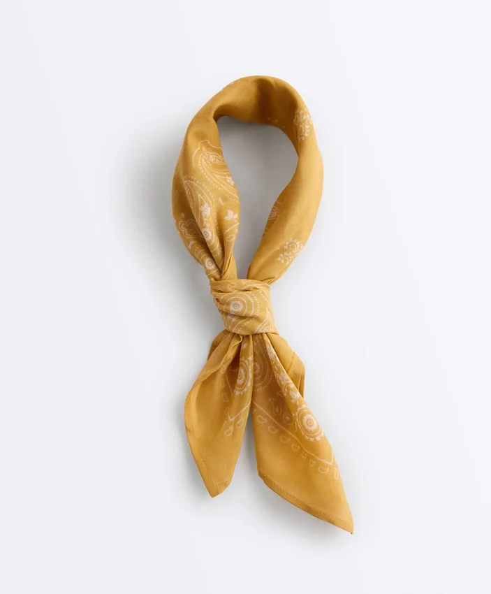 Printed 100% Cotton Bandana Printed 100% Cotton Bandana