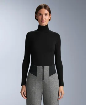 Seamless Merino Wool Base Layer T-Shirt Seamless Merino Wool Base Layer T-Shirt