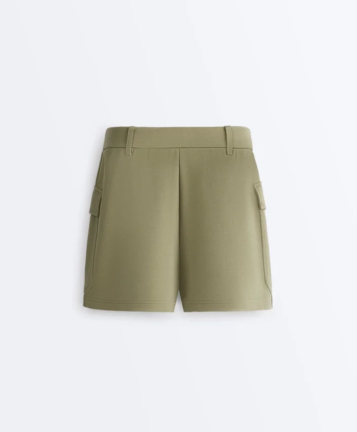 Short Piqué Skirt with Cotton Pockets Short Piqué Skirt with Cotton Pockets