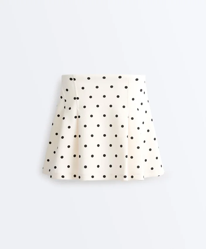Short Piqué Skirt with Cotton Polka Dots Short Piqué Skirt with Cotton Polka Dots