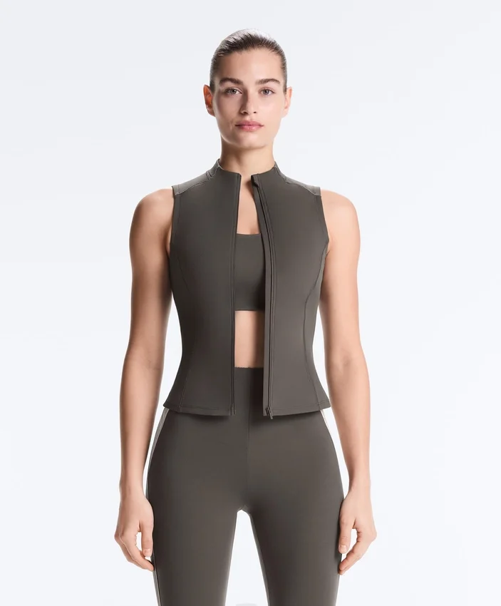 Sleeveless Zip T-Shirt Sleeveless Zip T-Shirt