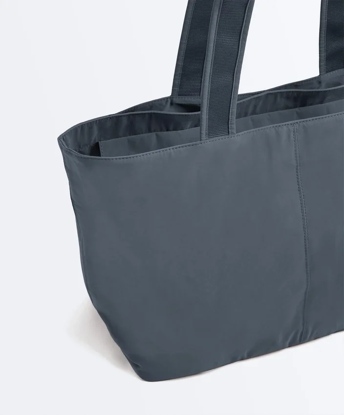 Soft Shopper Bag with Zip Soft Shopper Bag with Zip