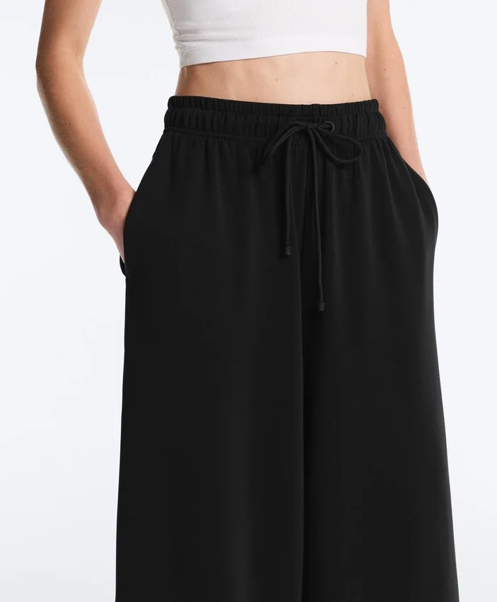 Soft-Touch Wide-Leg Crop Trousers with Modal Soft-Touch Wide-Leg Crop Trousers with Modal