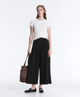 Soft-Touch Wide-Leg Crop Trousers with Modal and Pleats