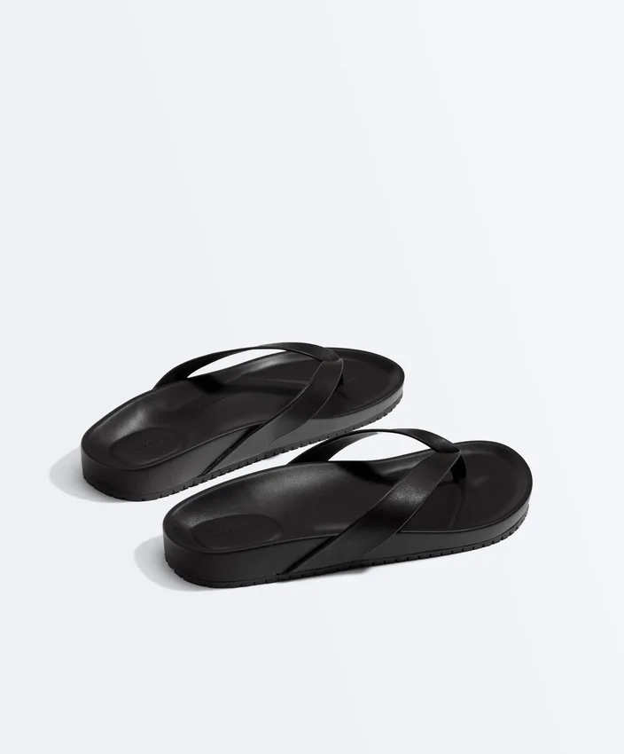 Strappy Flat Sandal Strappy Flat Sandal