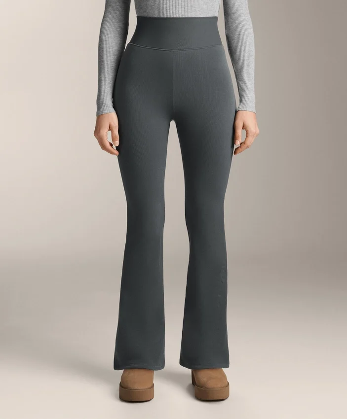 Super High Rise Seamless Extra Warm Rib Flare Trousers Super High Rise Seamless Extra Warm Rib Flare Trousers