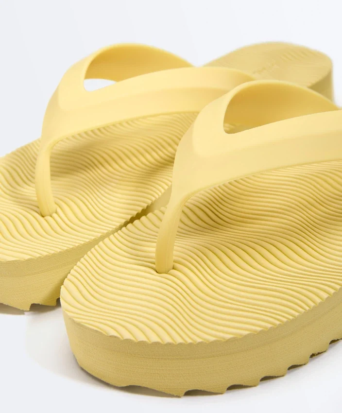 Textured Platform Beach Sandals Textured Platform Beach Sandals