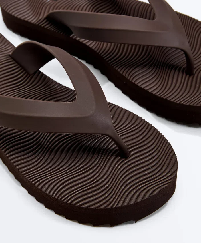 Textured Platform Beach Sandals Textured Platform Beach Sandals