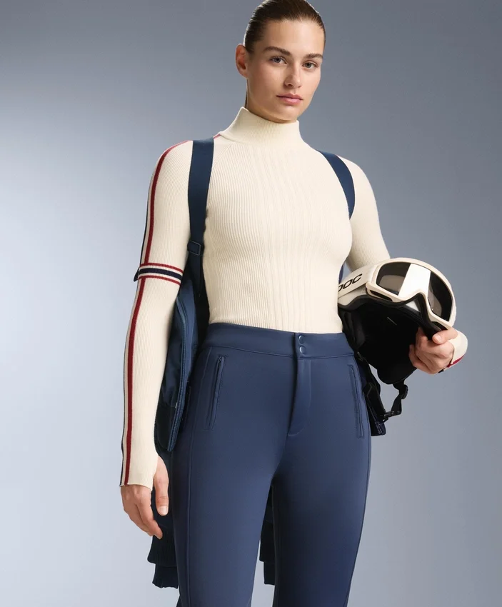 Thermal Base Layer Knit T-Shirt with Contrast Details Thermal Base Layer Knit T-Shirt with Contrast Details
