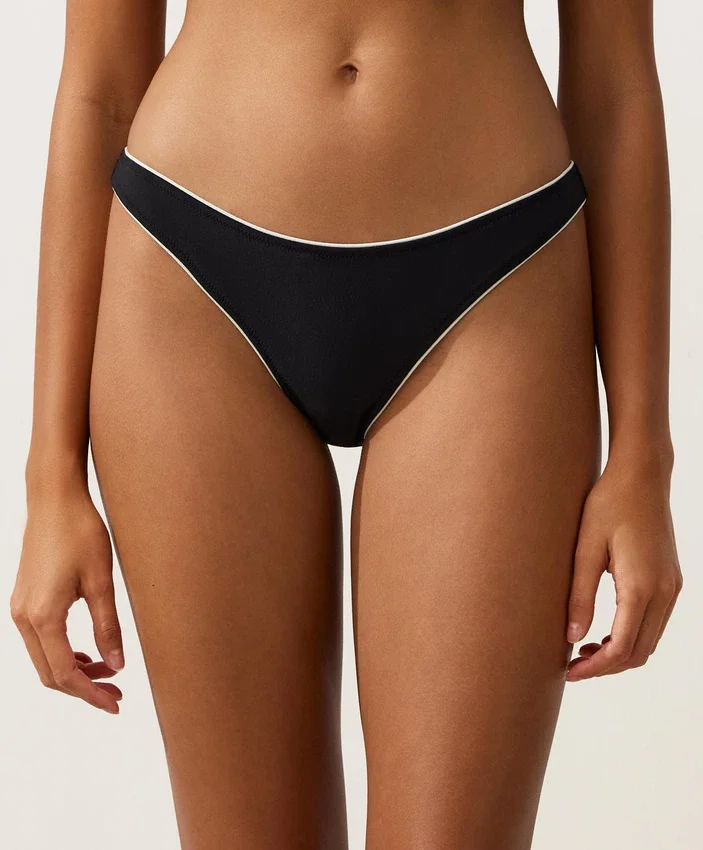 U-Cut Piping Medium-Coverage Bikini Briefs U-Cut Piping Medium-Coverage Bikini Briefs