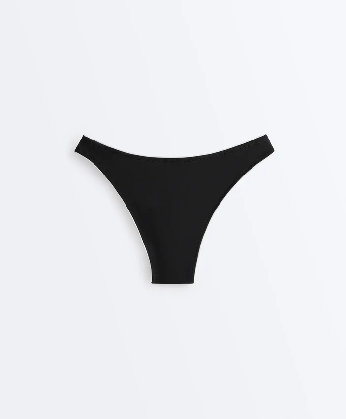 U-Cut Piping Medium-Coverage Bikini Briefs U-Cut Piping Medium-Coverage Bikini Briefs