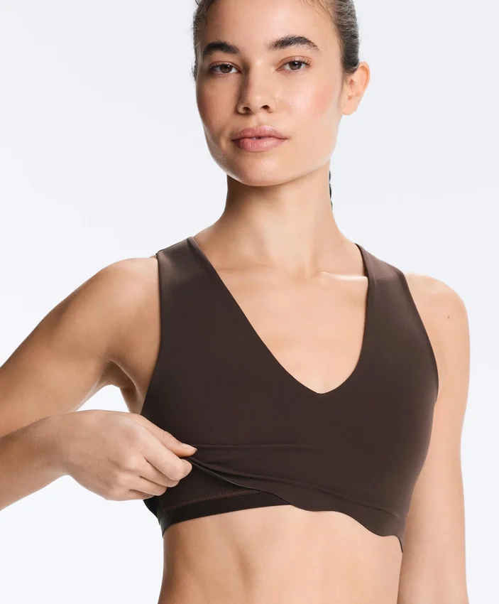 Wavy Medium Support Compressive Sports Bra Wavy Medium Support Compressive Sports Bra
