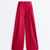 Wide-Leg Piqué Pleat Trousers with Cotton Wide-Leg Piqué Pleat Trousers with Cotton