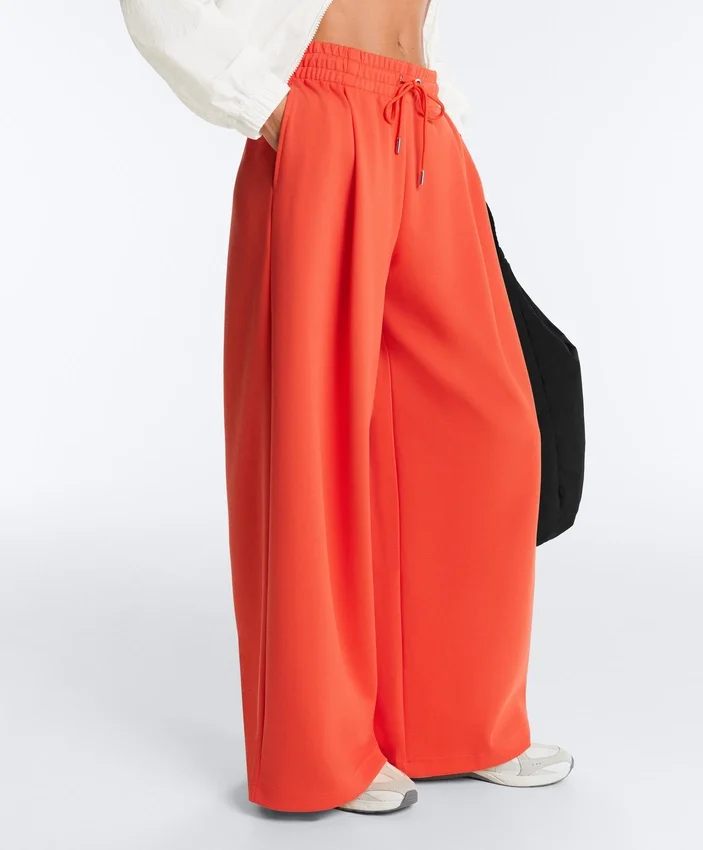 Wide-Leg Pleated Piqué Cotton Trousers Wide-Leg Pleated Piqué Cotton Trousers
